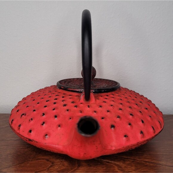 Japanese Cast Iron Tea Kettle Red Dragon - Picture 2 of 8